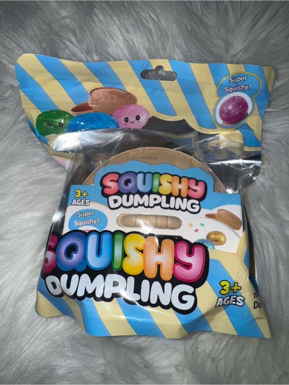 Super Squishy Dumpling - mystery color